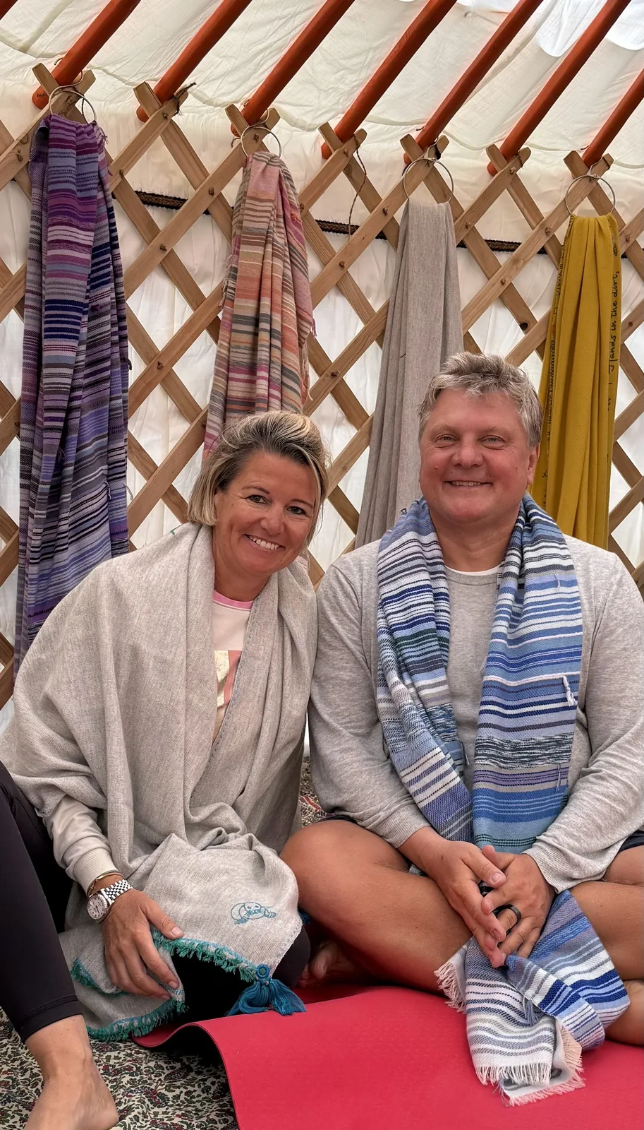 Yoga in der Jurte mit Steffi